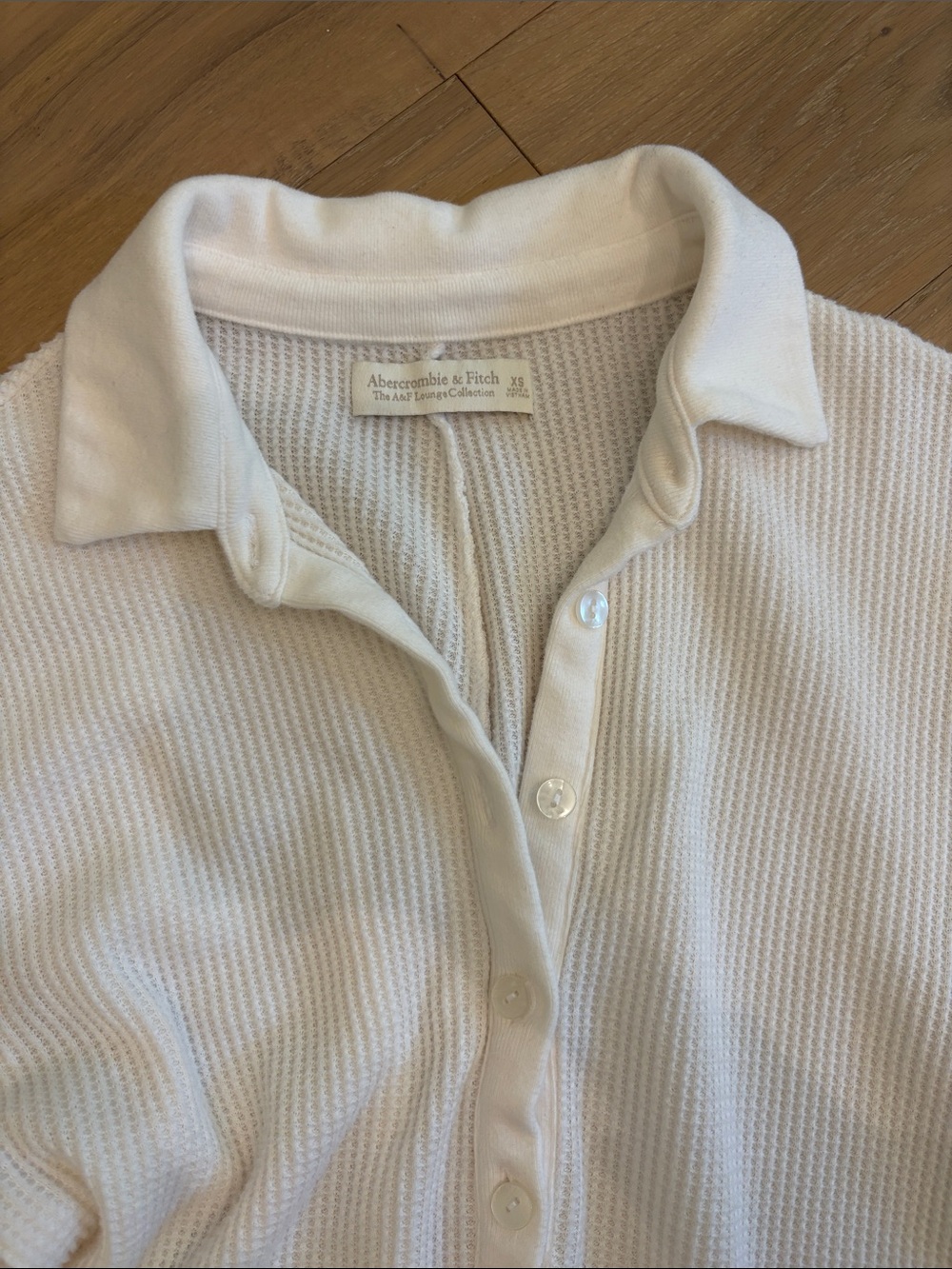 Abercrombie & Fitch White Waffle Knit Long Sleeve Romper - Picture 2 of 3